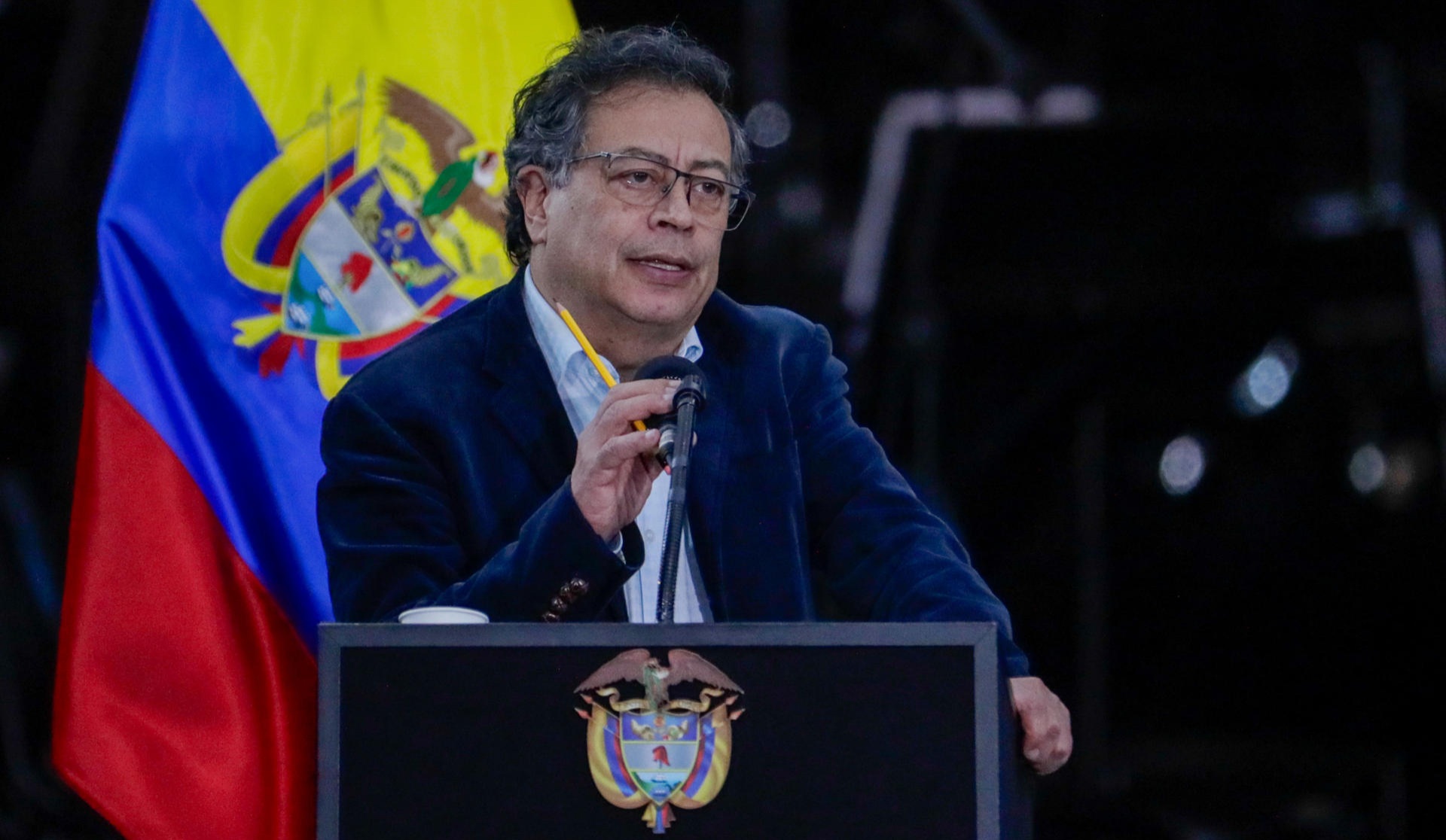 Presidente da Colômbia pede reuniões na OEA e na ONU após ataque dos EUA à Venezuela