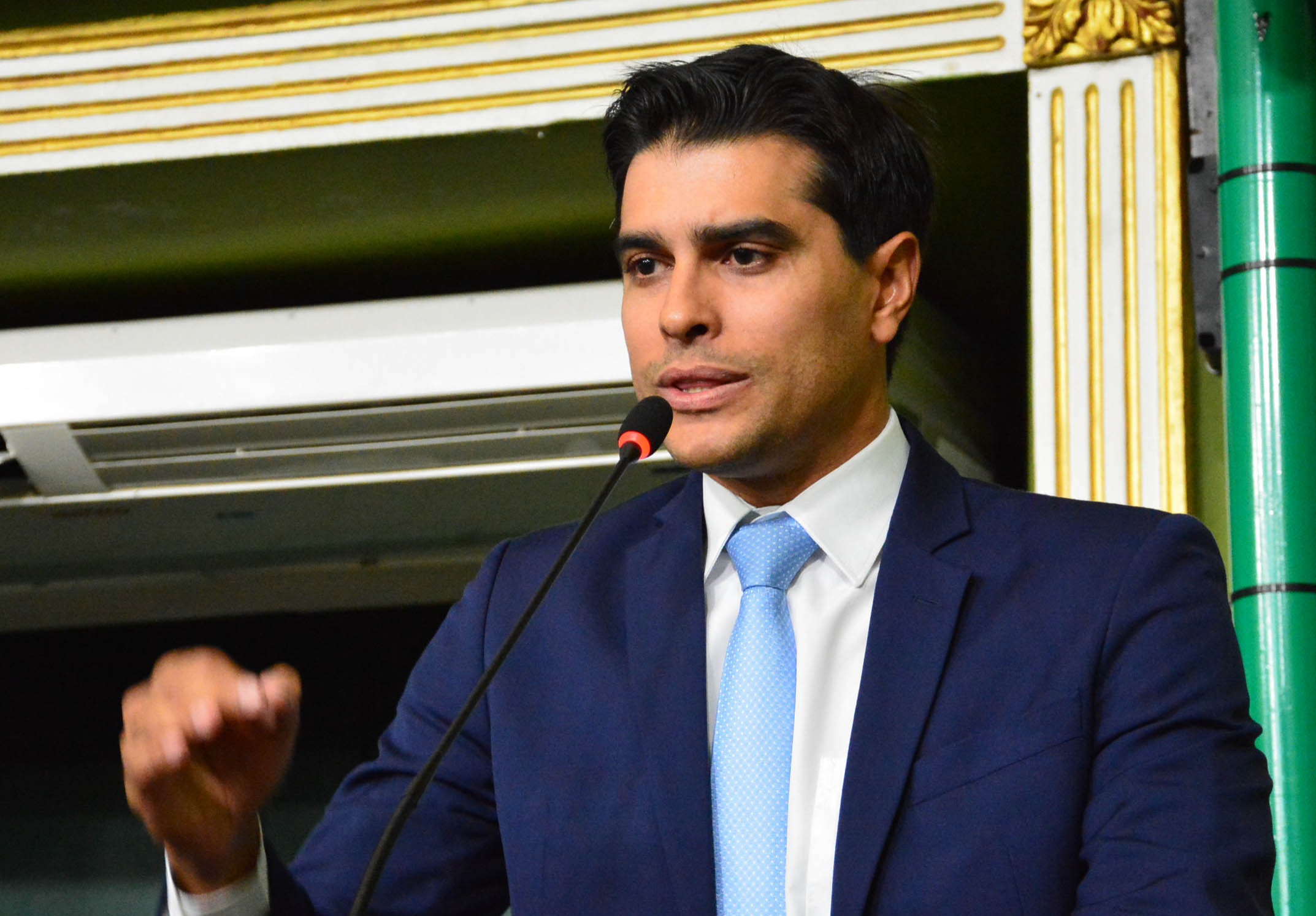 “Agora é lei: a praia do Porto da Barra pertence ao povo de Salvador”, comemora Aleluia