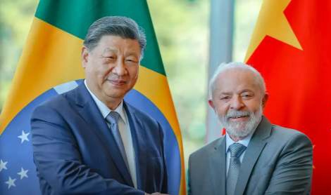 Xi Jinping garante a Lula apoio da China em tempos “turbulentos”