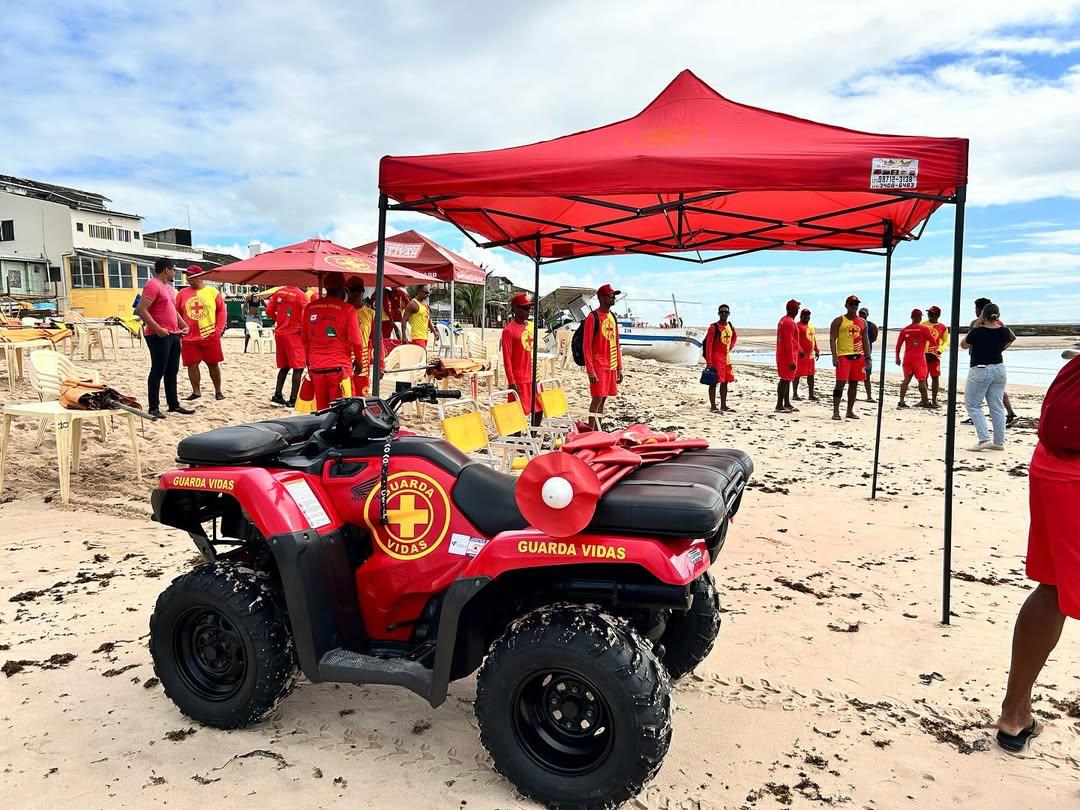 Prefeitura de Camaçari amplia efetivo de salva-vidas na orla