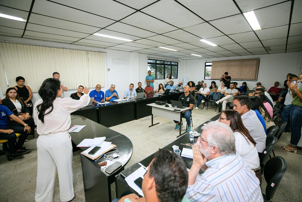 Débora ajusta últimos detalhes para a realização da Mica Lauro