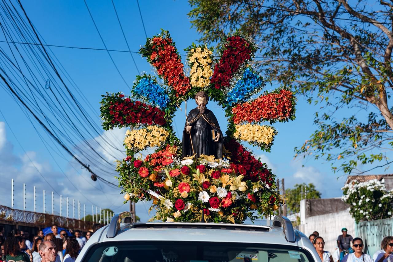 Lauro encerra festejos ao padroeiro Santo Amaro de Ipitanga