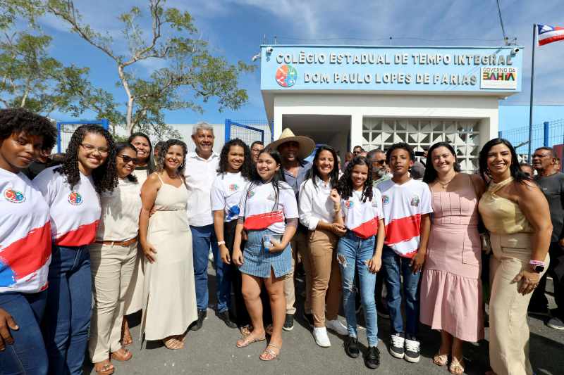 Jerônimo entrega escola, ponte e anuncia novos investimentos em Itapé