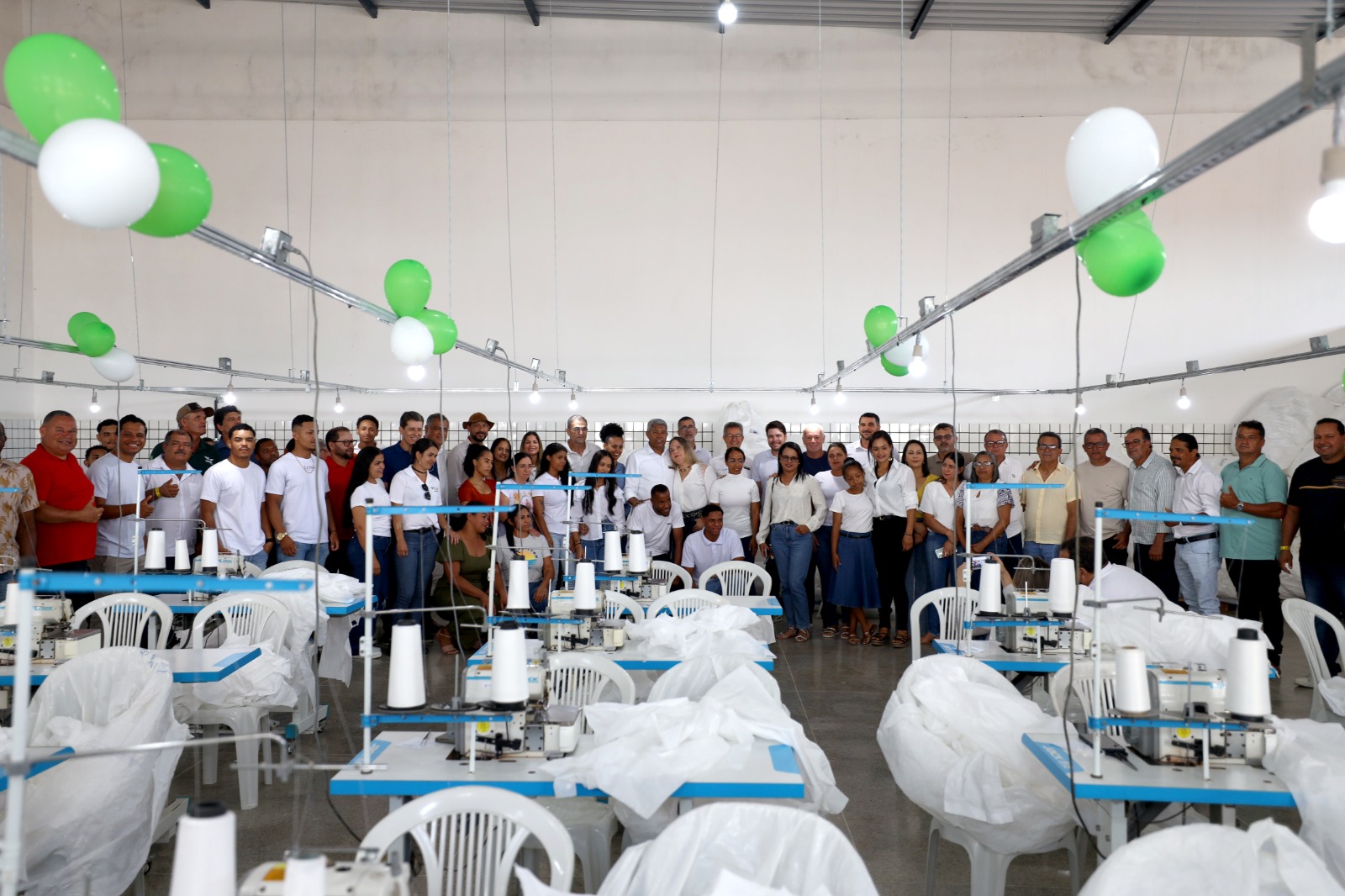 Jerônimo realiza inaugurações e anuncia novos investimentos em Lagedo do Tabocal