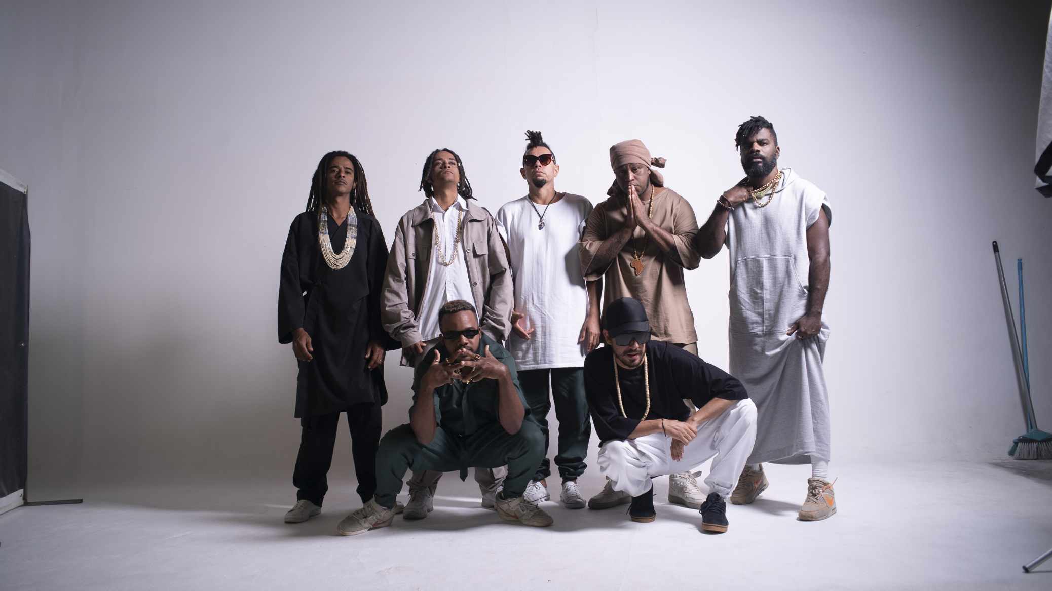 Samba, rap e axé music animam as ruas e largos do Pelourinho nesta sexta