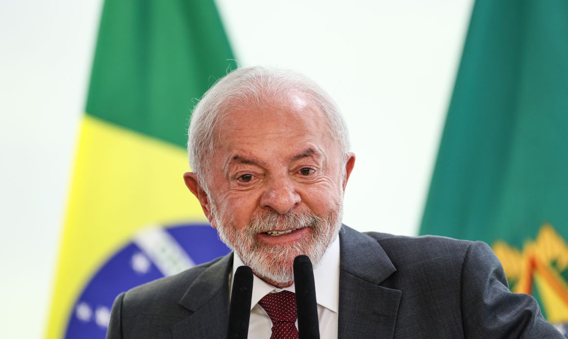 Em artigo no NYT, Lula critica ações dos EUA na Venezuela e defende multilateralismo