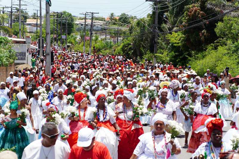 Lavagem de Monte Gordo transforma ruas em palco de devoção e cultura