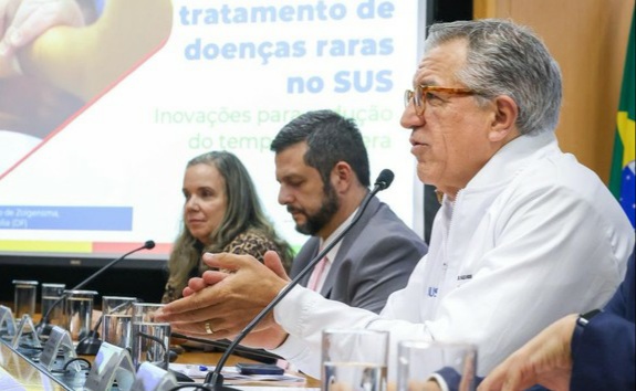 Bahia já conta com pontos de coleta para exame genético de doenças raras no SUS