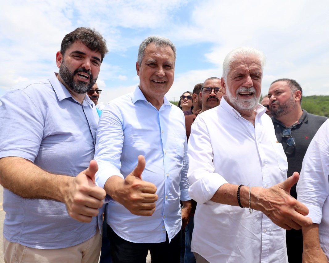 Loyola, Rui e Wagner entregam obras do PAC em Sobradinho