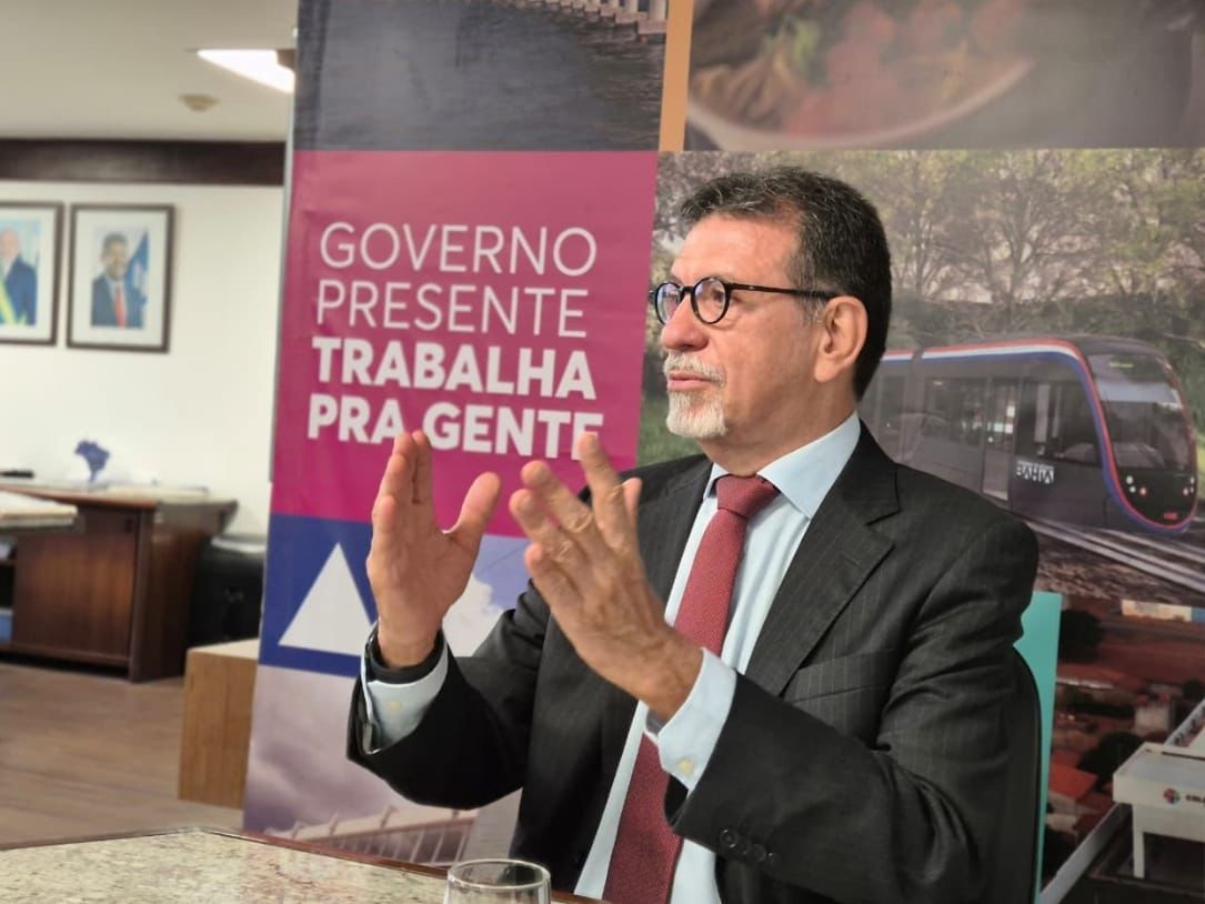 Drenagem negligenciada pela prefeitura está na raiz da poluição das praias de Salvador, diz Afonso Florence