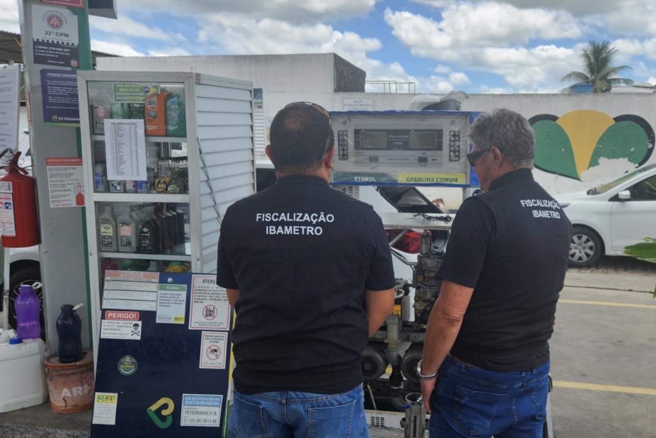 Ibametro interdita 28 bombas de combustível na região de Candeias