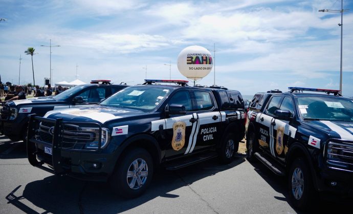 Camaçari ganha reforço na segurança pública com entrega de viatura