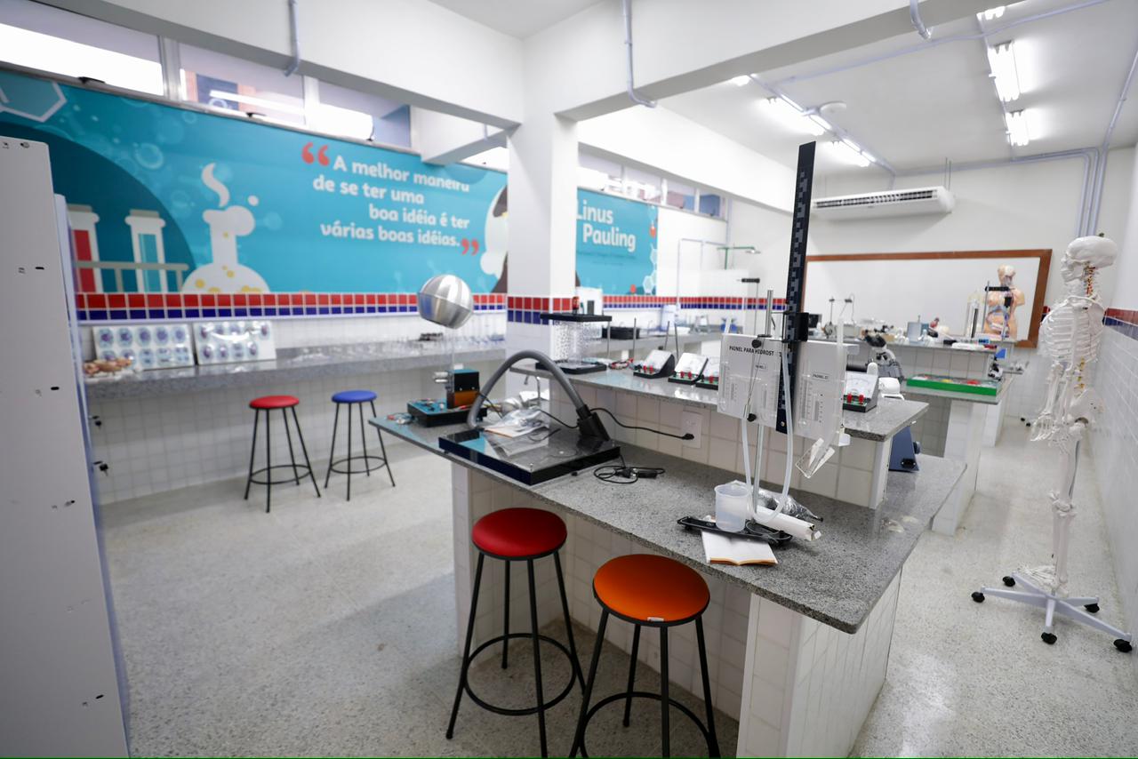 Governo do Estado entrega modernização do Colégio Estadual de Tempo Integral Nogueira Passos