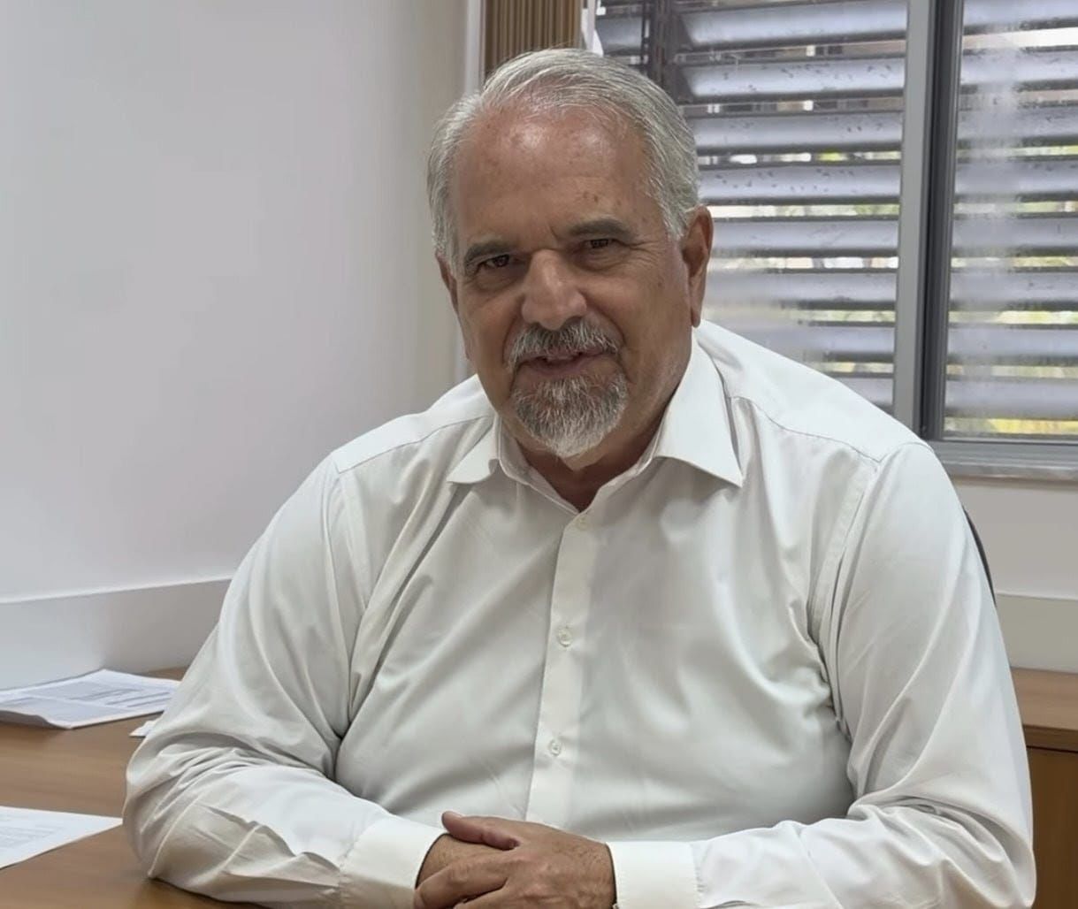 Marcelino diz que ACM Neto “planta nota” para desviar atenção de sua relação com o Master