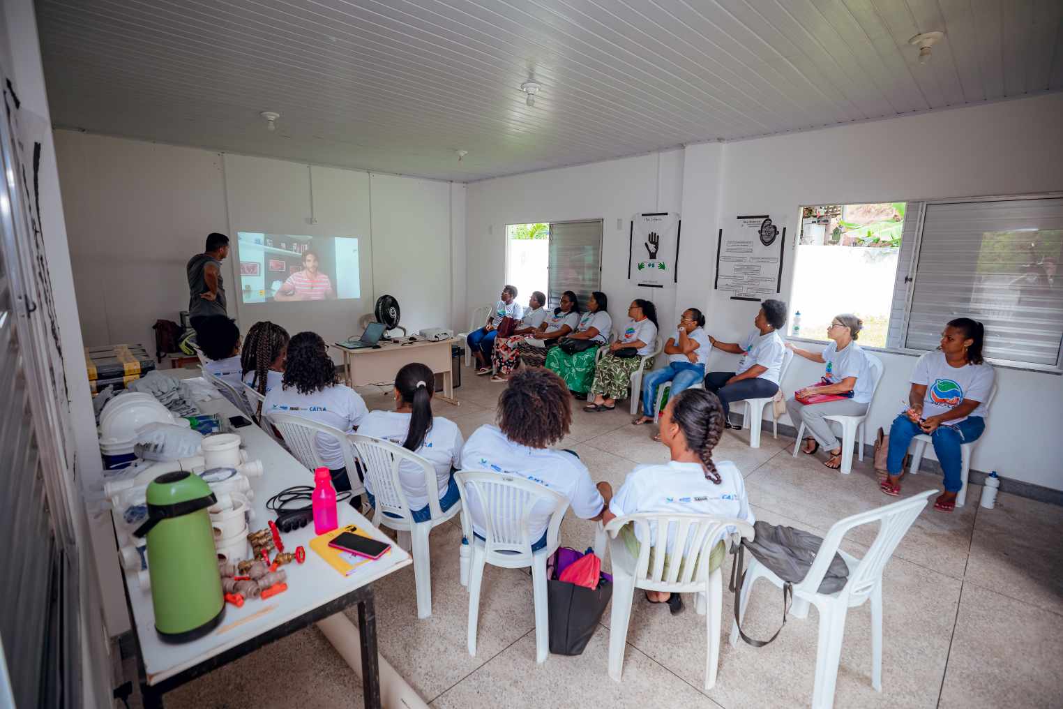 Assistidas do CRAS Itinga I participam de curso de capacitação em hidráulica