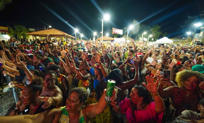 Festival de Arembepe 2026 reúne mais de 200 mil pessoas em quatro dias de festa