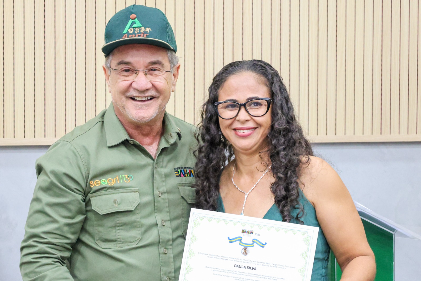 Seagri entrega Medalha de Mérito a agricultores e lideranças na Expoagri de Irecê