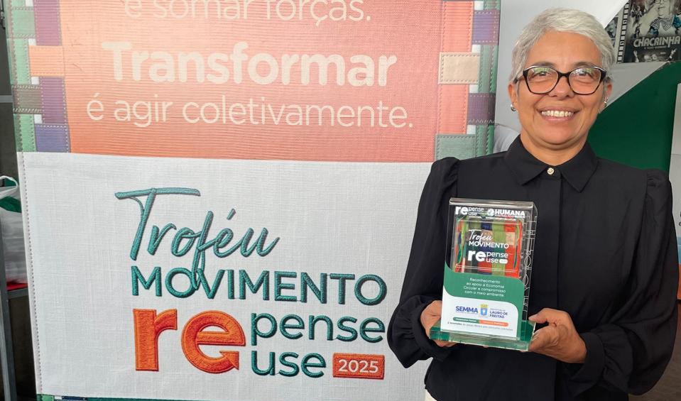 Lauro de Freitas recebe troféu por ações de economia circular e sustentabilidade têxtil
