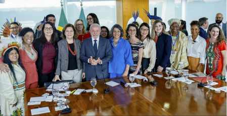 Lula sanciona novas medidas em defesa das mulheres brasileiras
