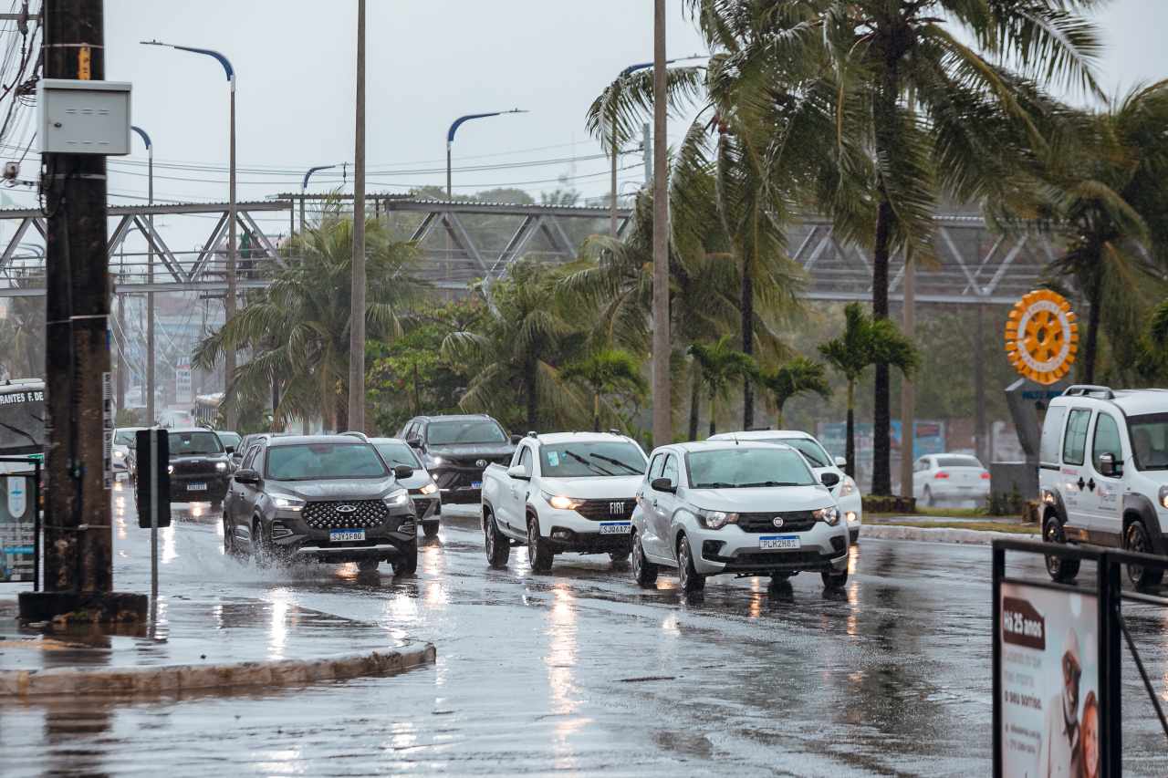 Prefeitura de Lauro mantém equipes em prontidão e recomenda atenção devido às chuvas