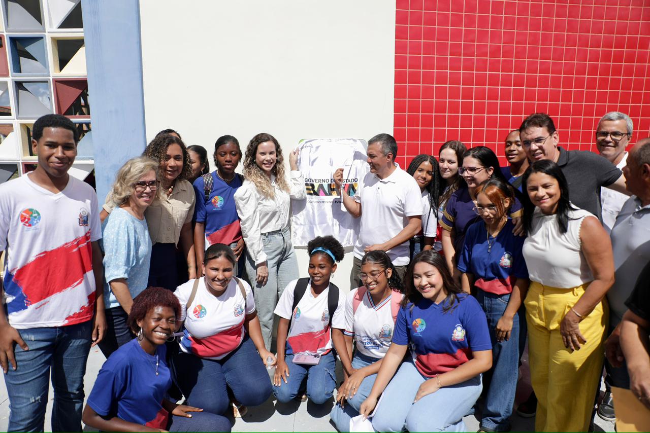 Governo da Bahia realiza entrega simultâneas em Seabra, Castro Alves, Morpará e Amélia Rodrigues