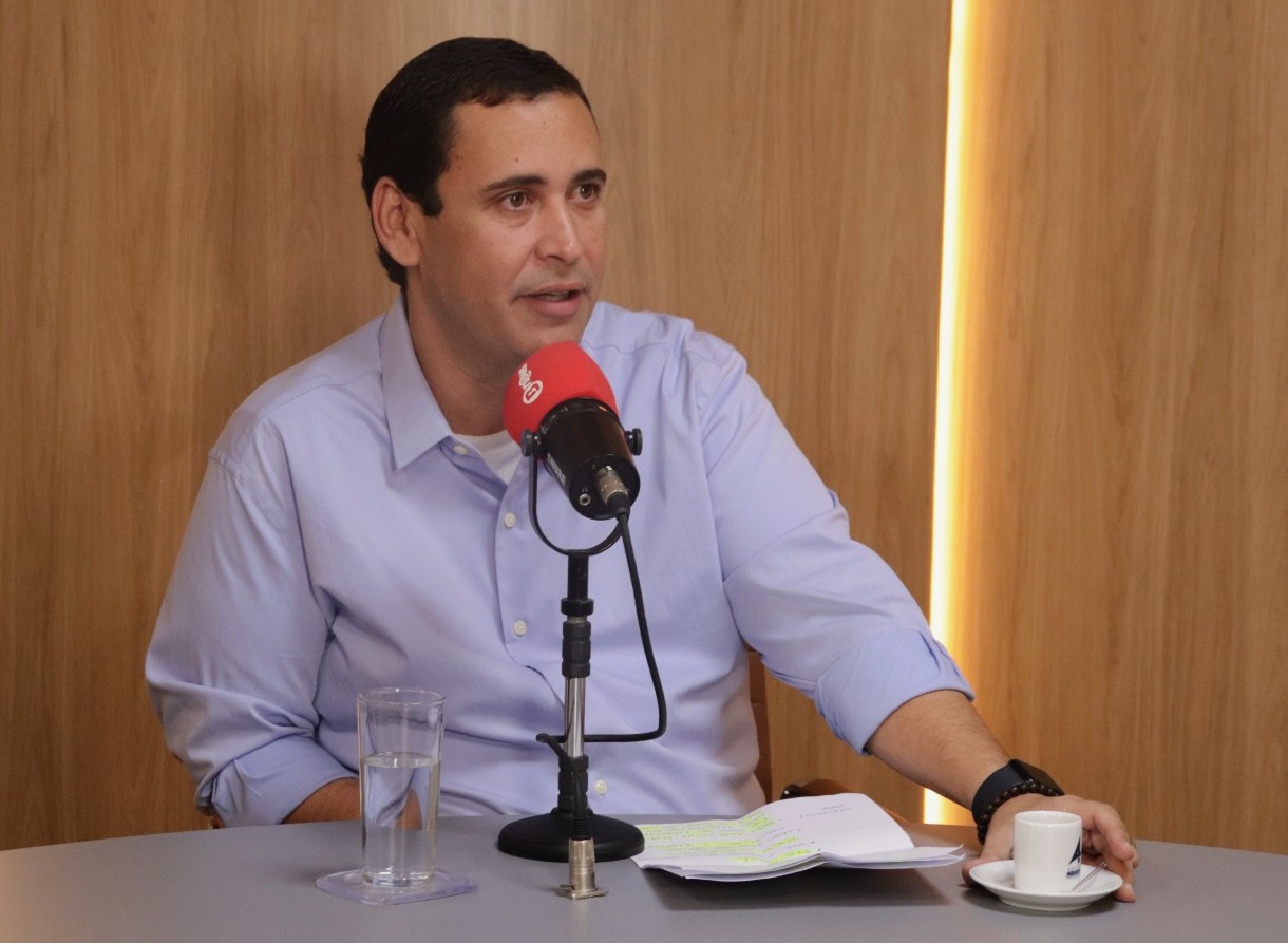 “Em vez de estudar e conhecer a Bahia, ACM Neto zera os governos do PT e comete os mesmos erros da eleição passada”, diz Éden