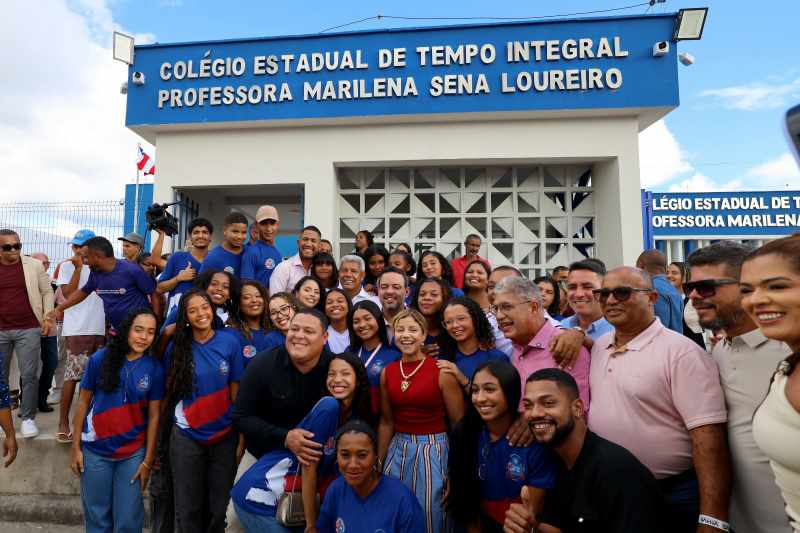 Governo do Estado entrega colégio de tempo integral em Mascote