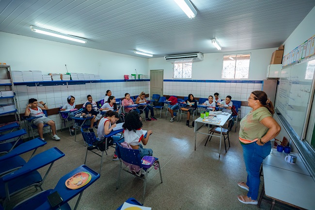 Educação Infantil: Lauro de Freitas alcança 100% de contratação de professores via REDA