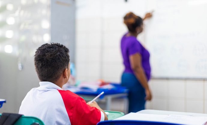 Camaçari avança na educação e supera meta de alfabetização na idade certa