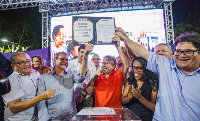 Com investimento de mais de R$ 4,9 milhões, Prefeitura de Camaçari assina ordem de serviço da nova Avenida Acajutiba