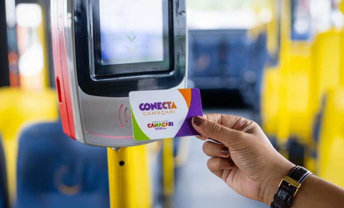 Cartão Conecta Camaçari facilita mobilidade e permite viagens com passagem única