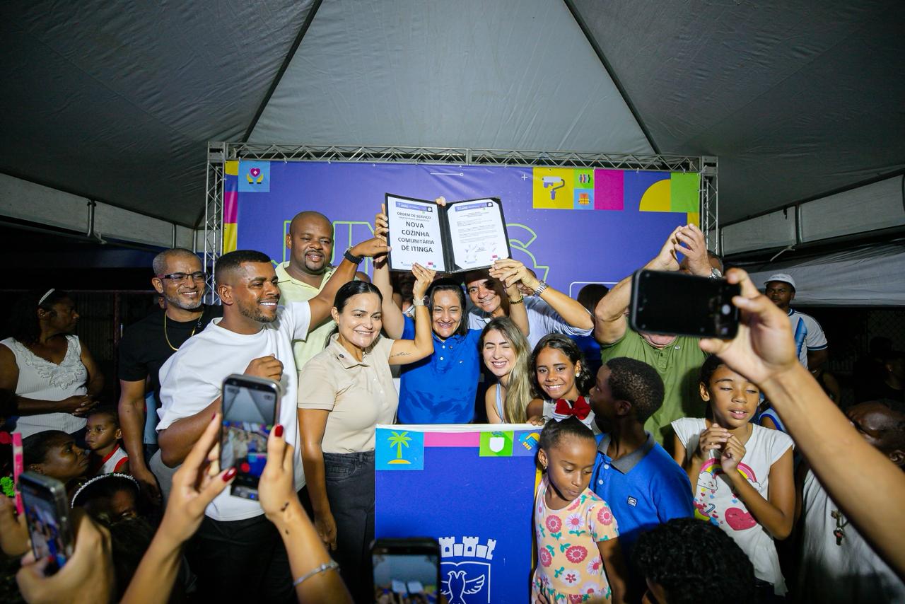 Débora assina Ordem de Serviço para ampliar Cozinha Comunitária de Itinga