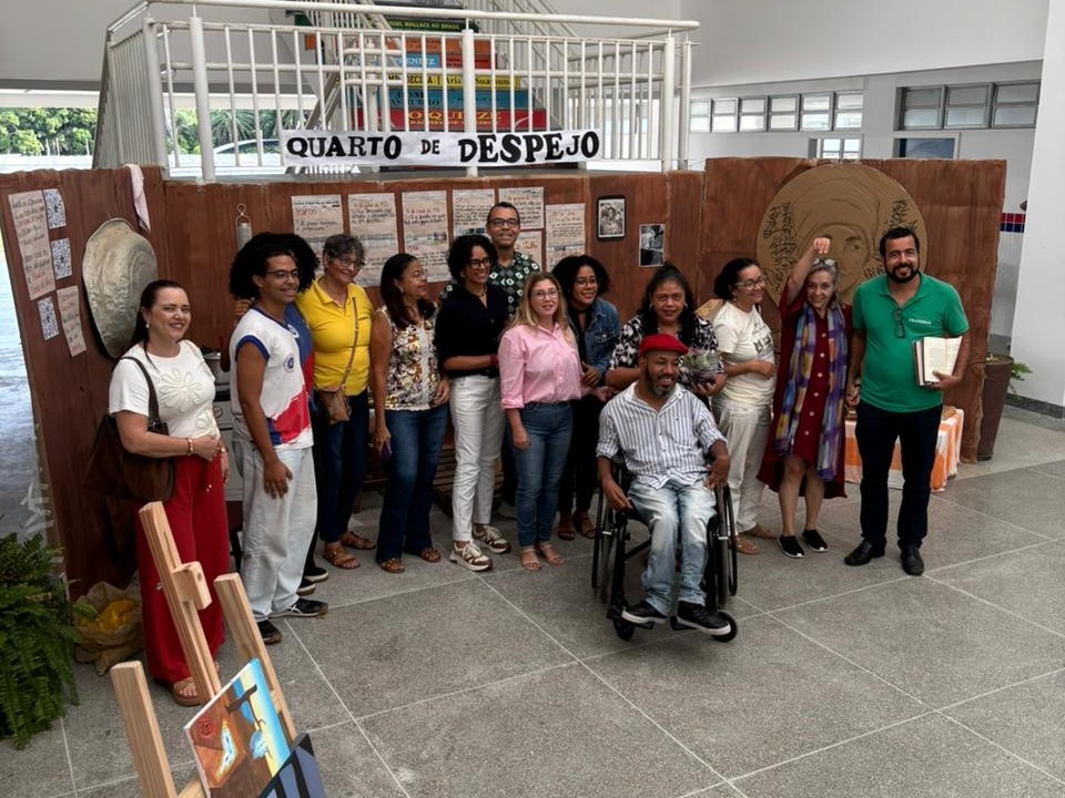 Feira literária incentiva leitura e protagonismo estudantil em Lauro de Freitas
