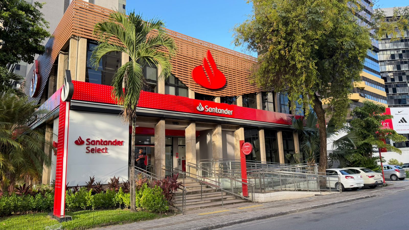 Santander reúne empresários e investidores em Semana de Negócios na Bahia