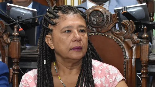 “Crise na saúde de Salvador e dados do IPS escancaram engodo político da ‘boa gestão’ vendida pelo grupo de ACM Neto”, diz Marta Rodrigues