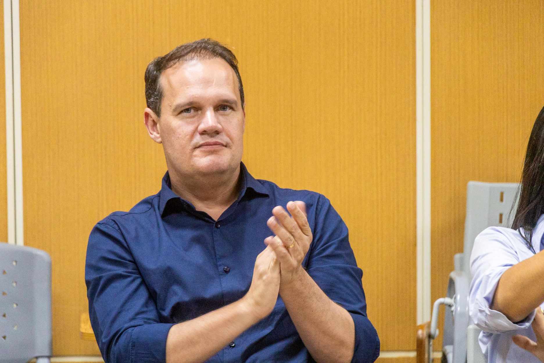 “Jerônimo inspira admiração e aglutina apoio dos prefeitos”, diz Júlio Pinheiro