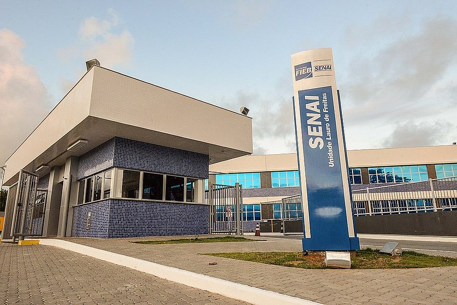 Prefeitura de Lauro de Freitas abre inscrições para cursos gratuitos de qualificação profissional