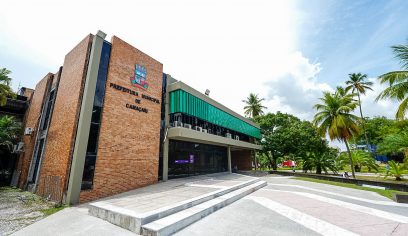 Prefeitura de Camaçari encaminha à Câmara projeto de reajuste dos gestores, diretores, vice-diretores e secretários escolares