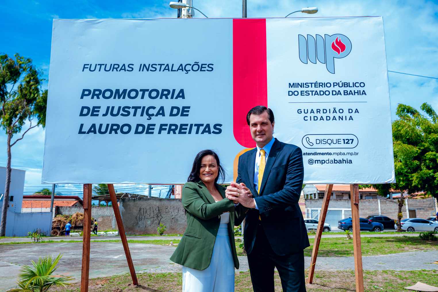 Prefeitura de Lauro formaliza doação de terreno para construção da Promotoria de Justiça