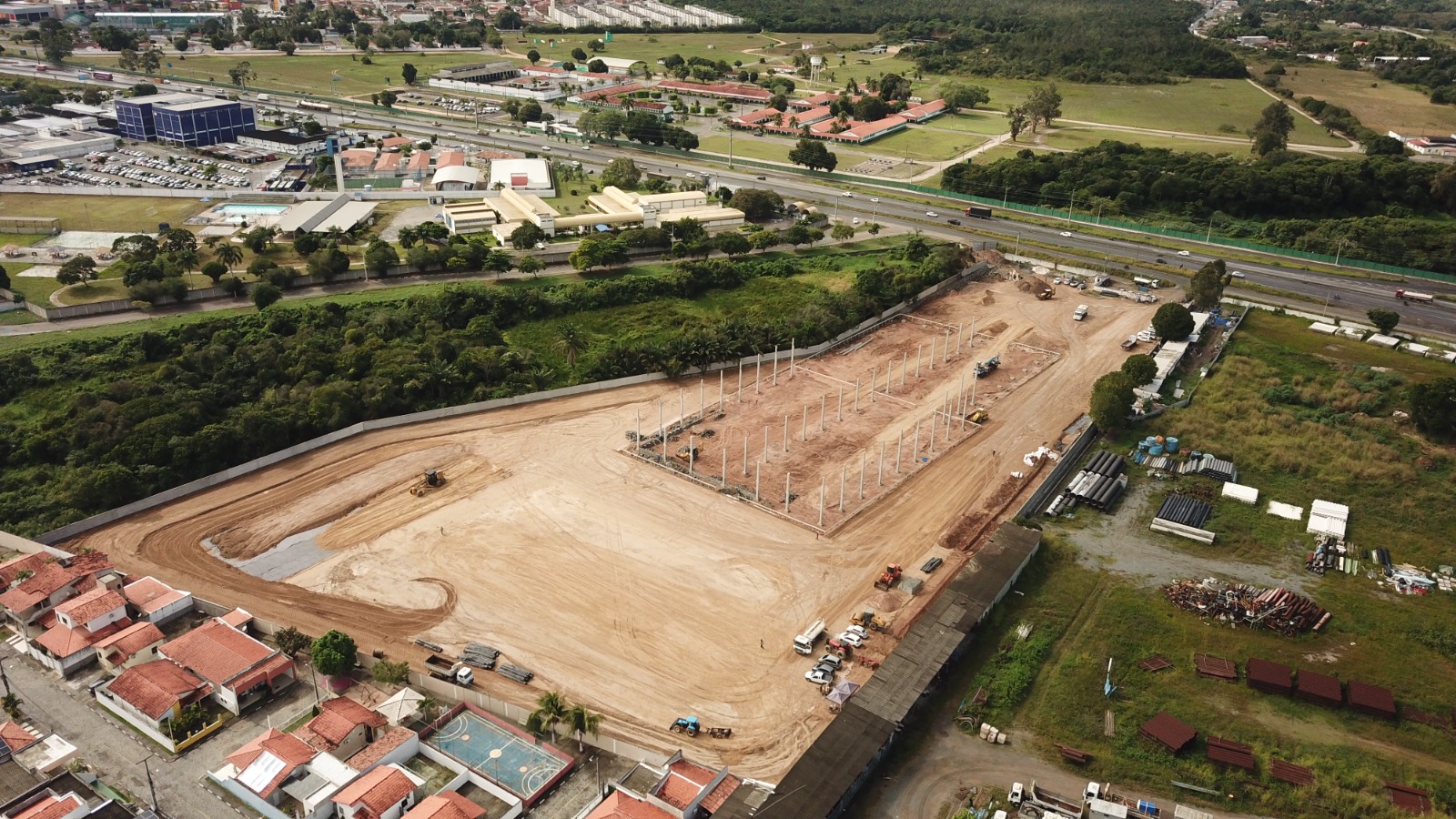 Obras do Centro de Distribuição Logístico da Embasa avançam em Feira de Santana