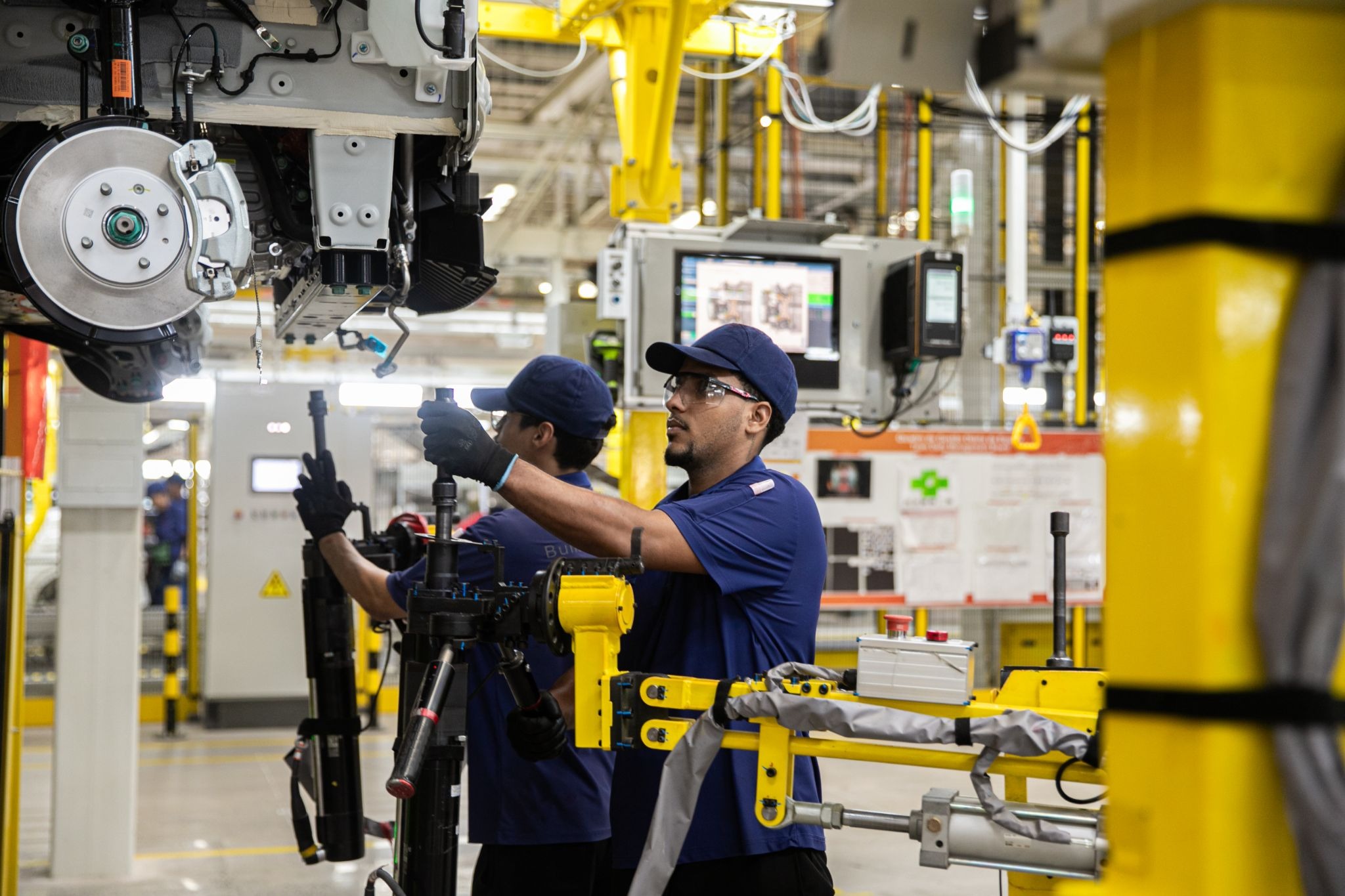 BYD aprova PLR de até R$ 10 mil para colaboradores da fábrica em Camaçari
